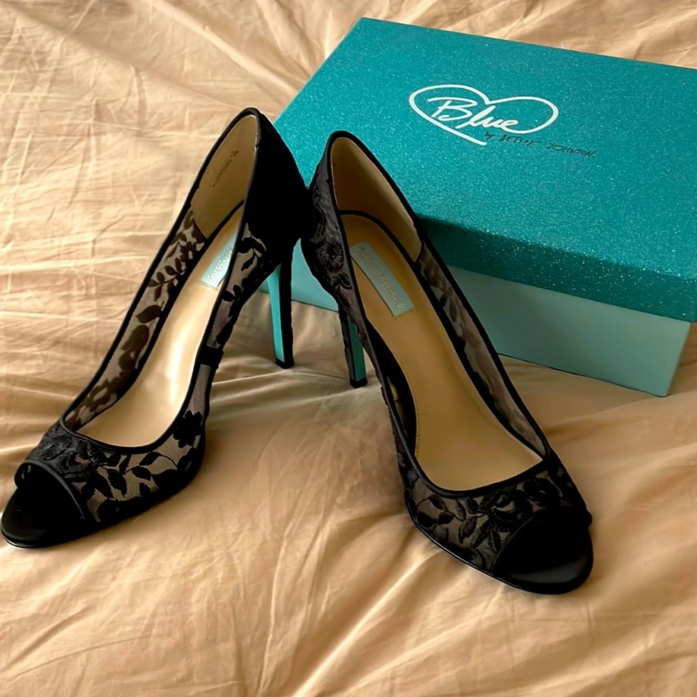 Sexy! Sexy! Sexy!  Black, 4”, Peep toe.  Put these on and WATCH OUT!